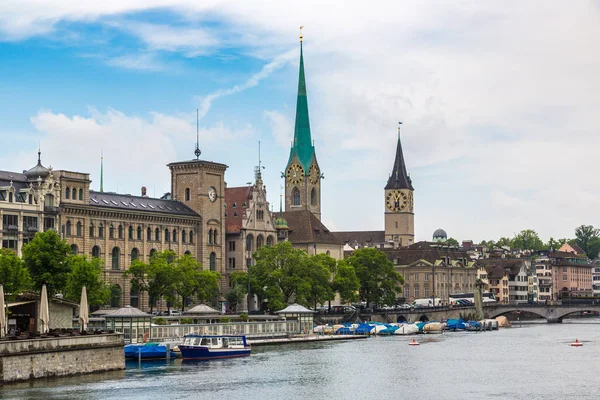 Zurich Svizzera Giugno 2016 Torre Dell Orologio Della Cattedrale Fraumunster — Foto Stock