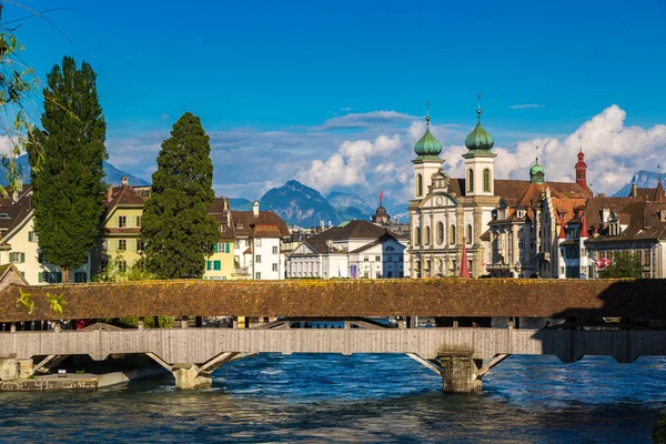 Lucerne Zwitserland Juni 2016 Historische Stad Centrum Van Luzern Jezuïetenkerk — Stockfoto