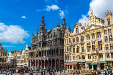 Brussels, Belçika - 16 Haziran 2016: The Grand Place güzel yaz günü Brüksel, Belçika üzerinde 16 Haziran 2016