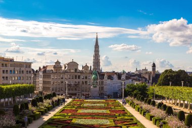 Brussels, Belçika - 16 Haziran 2016: Cityscape Brüksel'bir güzel yaz günü, Belçika