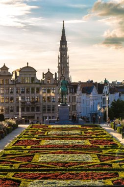 Brussels, Belçika - 16 Haziran 2016: Cityscape Brüksel'bir güzel yaz günü, Belçika
