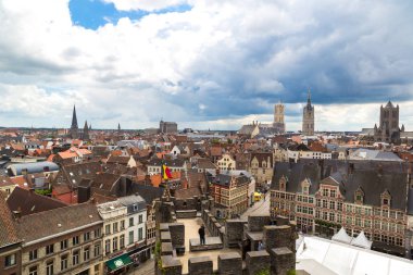 Gent, Belçika - 14 Haziran 2016: Panoramik hava görünümünde Gent güzel yaz günü, Belçika