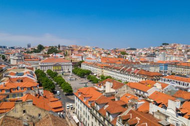 Lisbon, Portekiz - 12 Haziran 2016: Panoramik hava görünümünde Rossio Meydanı Lizbon bir güzel yaz günü, Portekiz