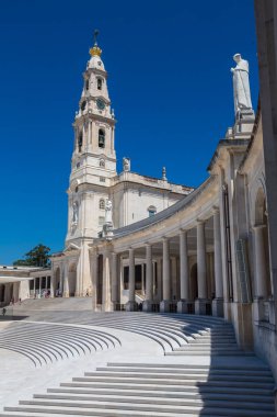 Fatima, Portekiz - 27 Haziran 2016: Sanctuary, Fatima bir güzel yaz günü, Portekiz üzerinde 27 Haziran 2016 yılında