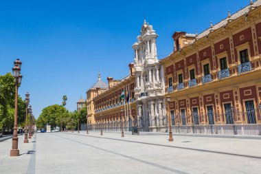 Sevilla, İspanya - 27 Haziran 2016: Palace of Saint Telmo bir güzel yaz günü, İspanya Sevilla