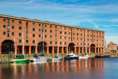 Liverpool, Büyük Britanya - 14 Haziran 2016: görünüm, Albert Dock Liverpool bir güzel yaz gün, İngiltere, Amerika Birleşik Devletleri