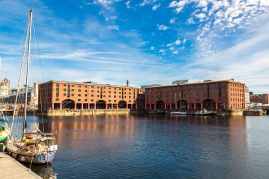 Liverpool, Büyük Britanya - 14 Haziran 2016: görünüm, Albert Dock Liverpool bir güzel yaz gün, İngiltere, Amerika Birleşik Devletleri