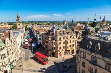 Oxford, İngiltere - 15 Haziran 2016: panoramik hava görünümünde bir Oxford bir güzel yaz günü, İngiltere, Amerika Birleşik Devletleri