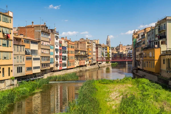 Girona Spain June 2016 Colorful Houses Eiffel Bridge Girona Beautiful — Stock Photo, Image