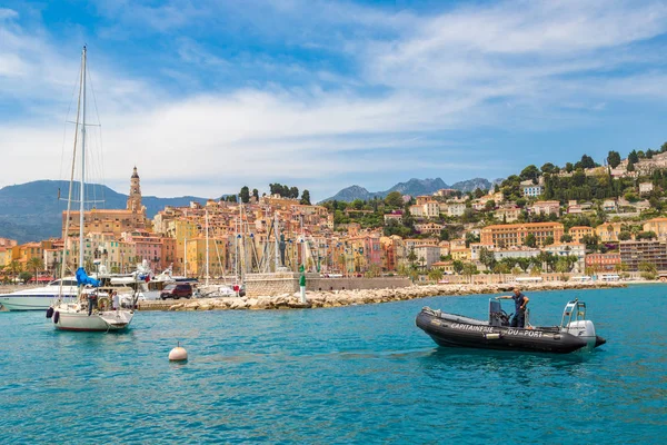 Menton Francia Junio 2016 Colorido Casco Antiguo Playa Menton Riviera — Foto de Stock