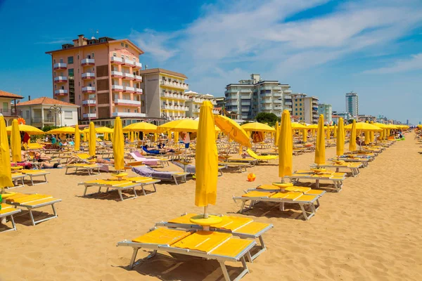 Lido Jesolo Italia Junio 2016 Paraguas Playa Lido Jesolo Mar —  Fotos de Stock