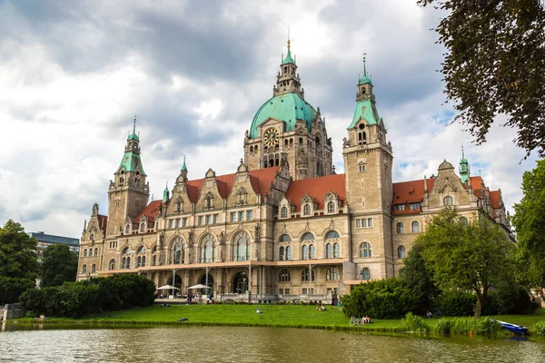 Hannover Germany Июня 2016 New City Hall Hannover Beautiful Summer — стоковое фото