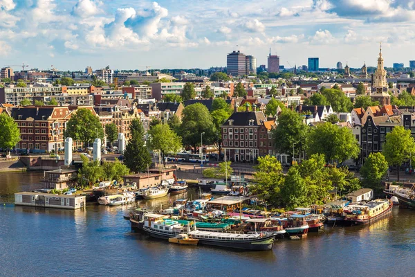 荷兰阿姆斯特丹 2016年6月16日 阿姆斯特丹全景鸟瞰图在一个美丽的夏日 — 图库照片