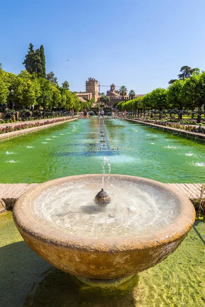 Cordoba Spanje Juni 2016 Fontein Beroemde Tuinen Van Het Alcázar — Stockfoto