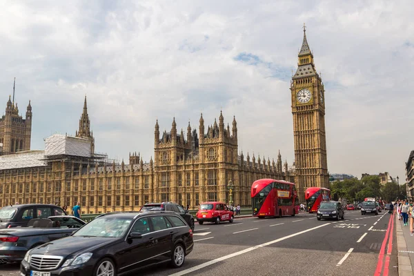 London Egyesült Királyság 2016 Június Big Ben Westminster Bridge Piros — Stock Fotó