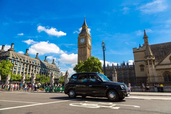 London Büyük Britanya Haziran 2016 Ünlü Siyah Taksi Trafik Parlamentosu — Stok fotoğraf
