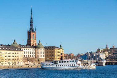 Stockholm, İsveç - 22 Mayıs: Gamla Stan, Stockholm eski bölümü güneşli bir günde, İsveç üzerinde 22 Mayıs 2017