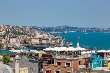 Istanbul, Türkiye - 26 Temmuz 2017: Istanbul görünümü, Türkiye'de bir güzel yaz günü