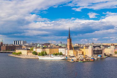 Stockholm, İsveç - 31 Temmuz 2013: Gamla Stan, Stockholm, İsveç eski kesiminde bir yaz günü içinde