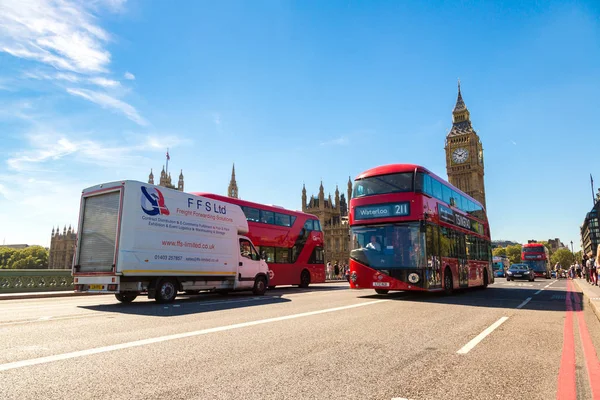 Londres Reino Unido Junio 2016 Big Ben Westminster Bridge Autobús — Foto de Stock