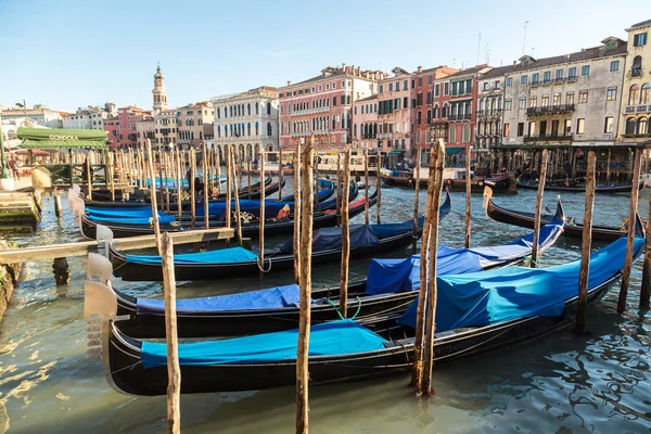 Venezia Italia Giugno 2016 Gondola Sul Canal Grande Venezia Una — Foto Stock
