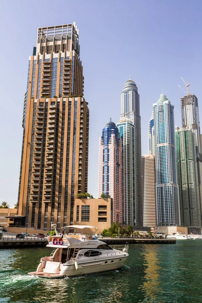 阿拉伯联合酋长国 2013年11月13日 迪拜码头 阿联酋的现代建筑 — 图库照片