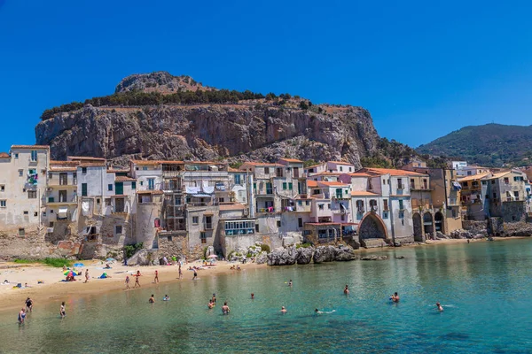 Cefalu Italie Juillet 2017 Port Vieilles Maisons Cefalu Sicile Italie — Photo