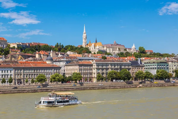 Budapeşte Macaristan Temmuz 2017 Güzel Yaz Günü Içinde Macaristan Tuna — Stok fotoğraf