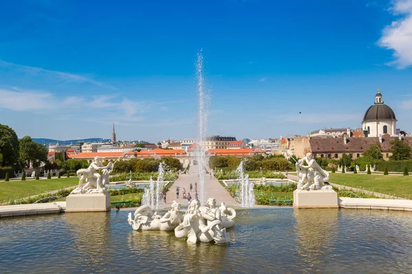 Vienna Austria July 2017 Fountain Belvedere Garden Vienna Austria Beautiful — Stock Photo, Image