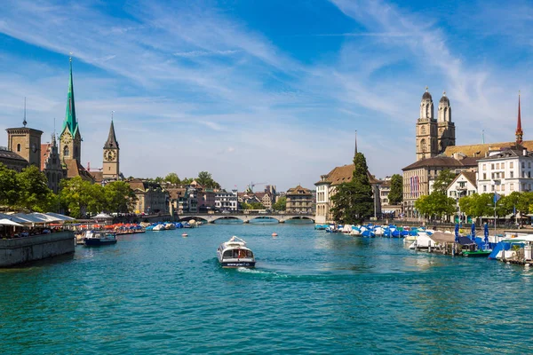 Zurich Switzerland July 2017 Historical Part Zurich Famous Fraumunster Grossmunster — Stock Photo, Image