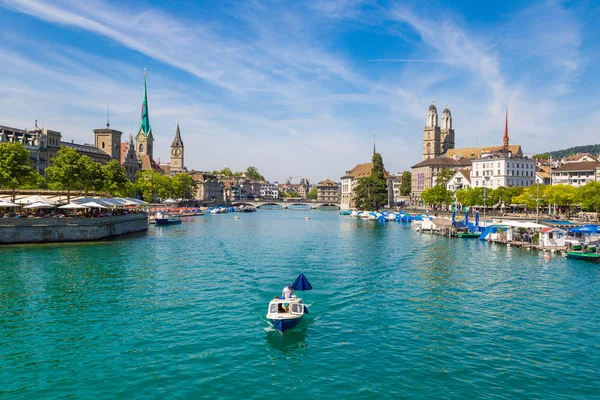 Zurich Switzerland July 2017 Historical Part Zurich Famous Fraumunster Grossmunster — Stock Photo, Image