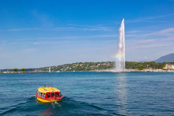 Ginebra Suiza Julio 2017 Lago Ginebra Fuente Jet Eau Ginebra — Foto de Stock