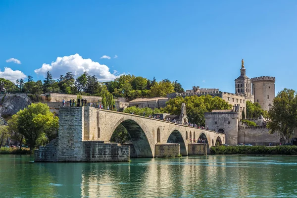 Avignon France July 2016 Saint Benezet Bridge Palace Popes Avignon — Stock Photo, Image