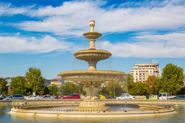 Bucharest Romania August 2017 Central Fountain Bucharest Romania Beautiful Summer — Stock Photo, Image