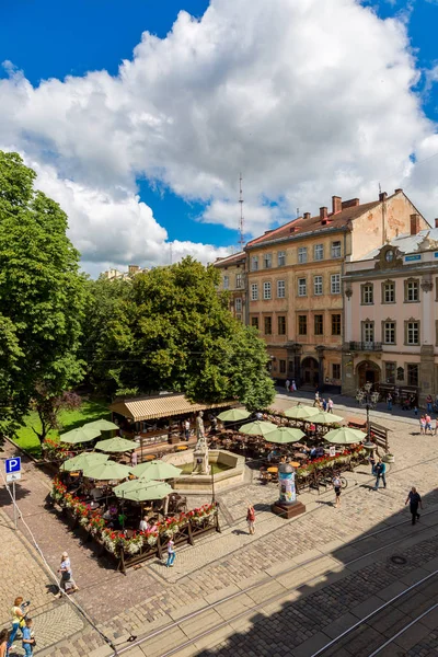 Lvov Ukrajina Července 2014 Tržní Náměstí Historické Turistické Centrum Města — Stock fotografie