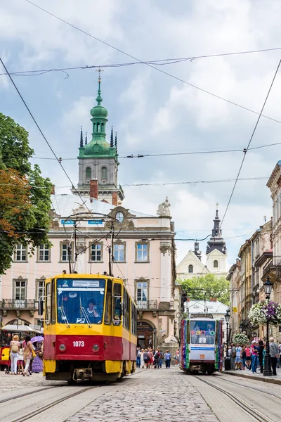 Lvov Ukrajina Července 2014 Stará Tramvaj Historické Centrum Lvova Tržním — Stock fotografie