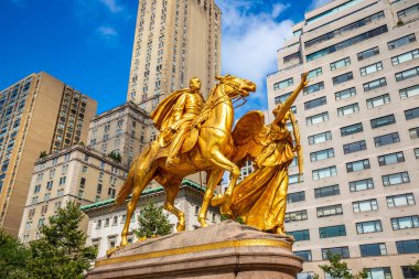 NEW YORK CITY, ABD - 29 Mart 2020: New York, ABD 'deki General William Tecumseh Sherman Anıtı