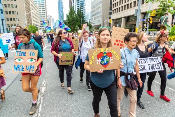 Toronto Canadá Septiembre 2019 Huelga Global Por Clima Marcha Por —  Fotos de Stock