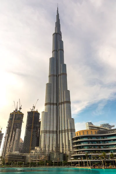 Dubai Zjednoczone Emiraty Arabskie Kwiecień 2020 Wieża Burj Khalifa Zachodzie — Zdjęcie stockowe