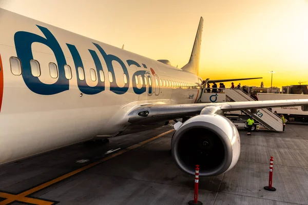 Dubai Verenigde Arabische Emiraten April 2020 Vliegtuig Flydubai Boeing 737 — Stockfoto