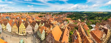 Rothenburg panoramik hava görünümünü bir güzel yaz günü, Almanya