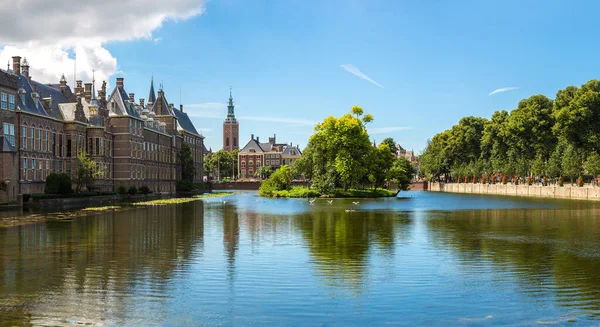 Palazzo Binnenhof Parlamento Olandese All Aia Una Bella Giornata Estiva — Foto Stock