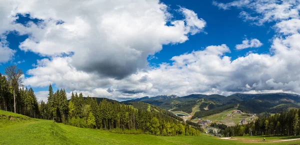 Panorama Des Montagnes Des Carpates Par Une Belle Journée Été — Photo