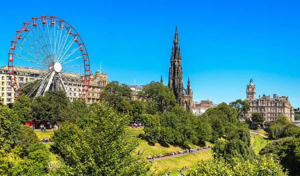 Walter Scott Monument Edinburghu Krásný Letní Den Skotsko Velká Británie — Stock fotografie