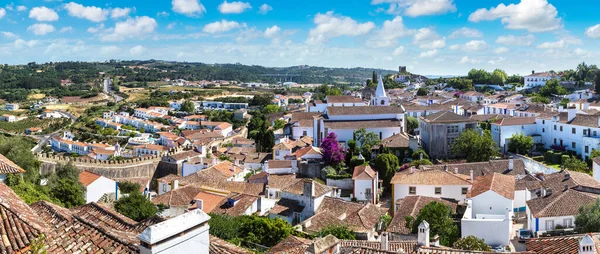 在一个美丽的夏日 葡萄牙奥比都斯中世纪古城的全景鸟瞰图 — 图库照片