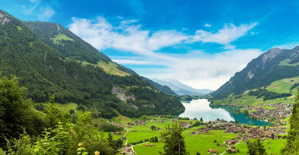 Panorama Del Pueblo Lungern Hermoso Día Verano Suiza —  Fotos de Stock