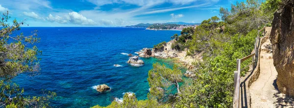 Panorama Rocas Costa Lloret Mar Hermoso Día Verano Costa Brava — Foto de Stock