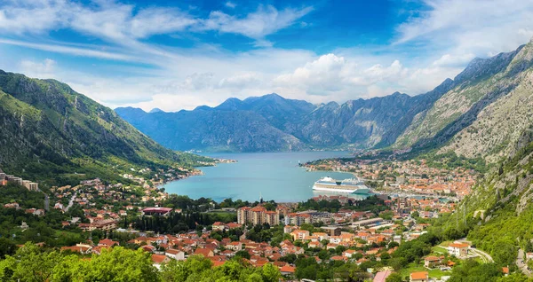 Panorama Kotor Hermoso Día Verano Montenegro —  Fotos de Stock