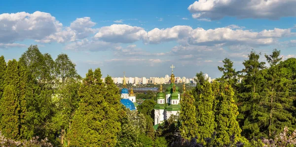 Vista Panorámica Kiev Monasterio Vydubychi Ucrania Hermoso Día Verano — Foto de Stock