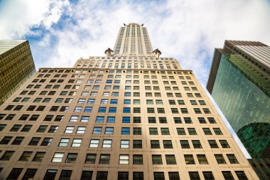 NEW YORK CITY, ABD - 15 Mart 2020: Manhattan, New York 'taki Chrysler Binası Cephesi, ABD